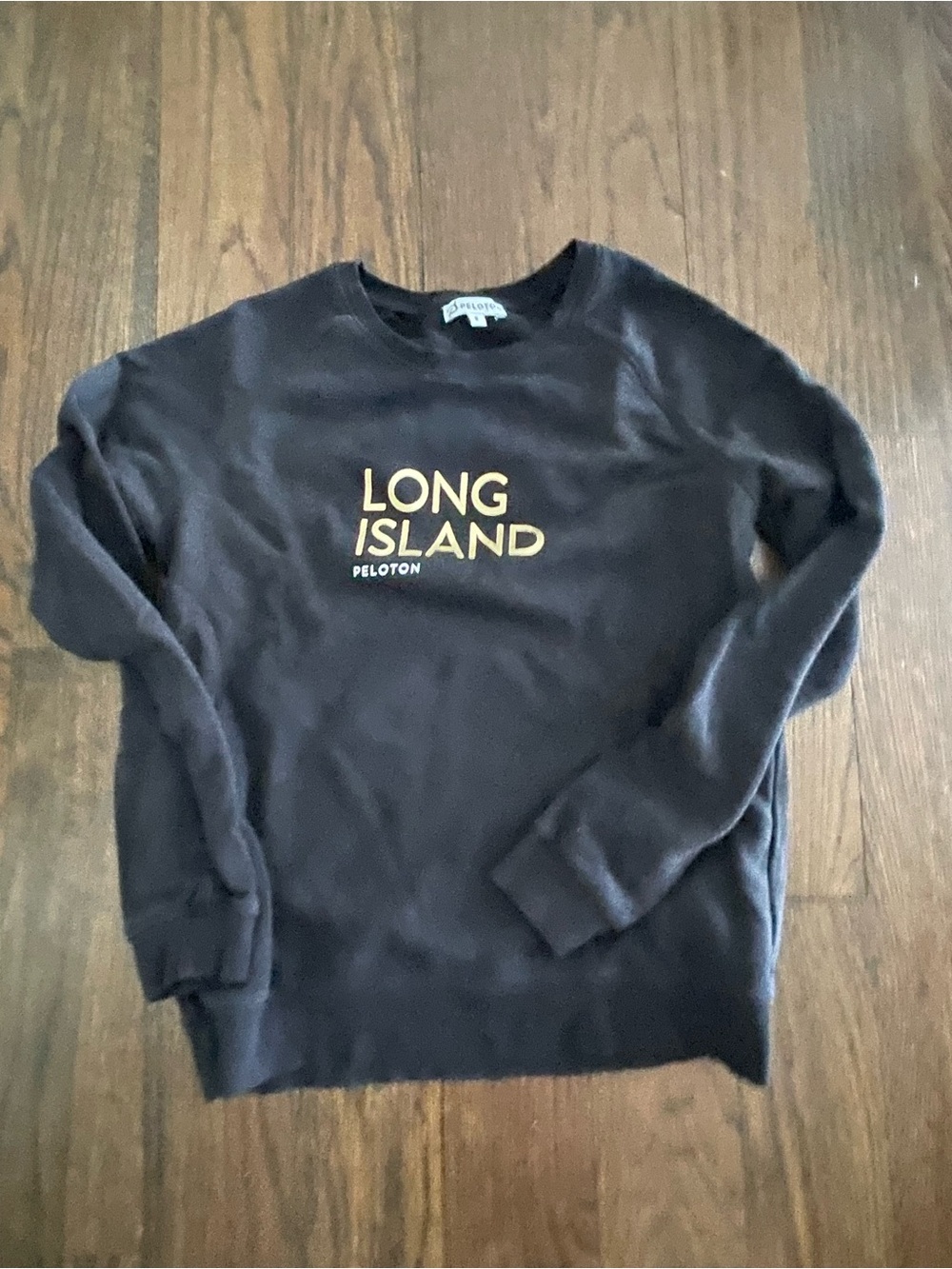 Peloton Long Island Black Crewneck Sweater vintage size small